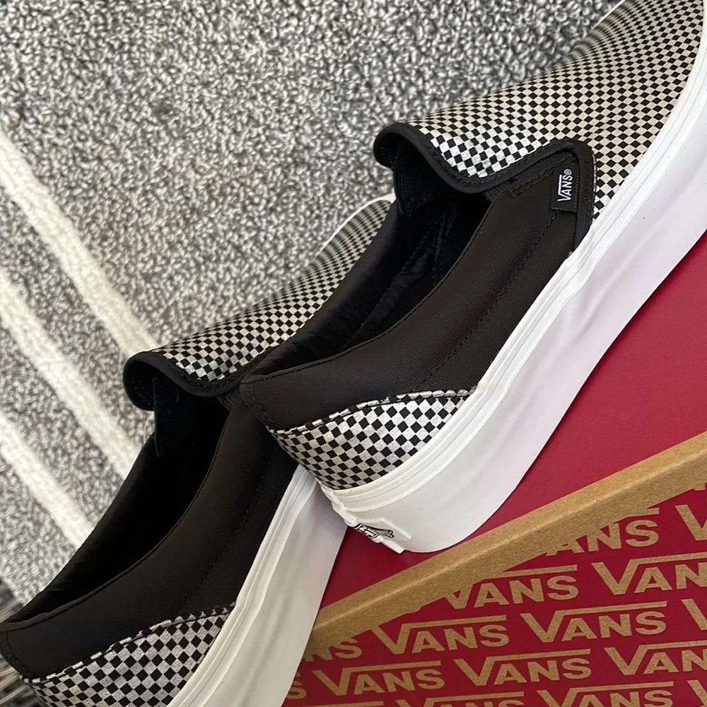 Vans Classic Slip-On Sparkle Check Black/True White WMNS sneakers-platforms - Picture 15 of 16
